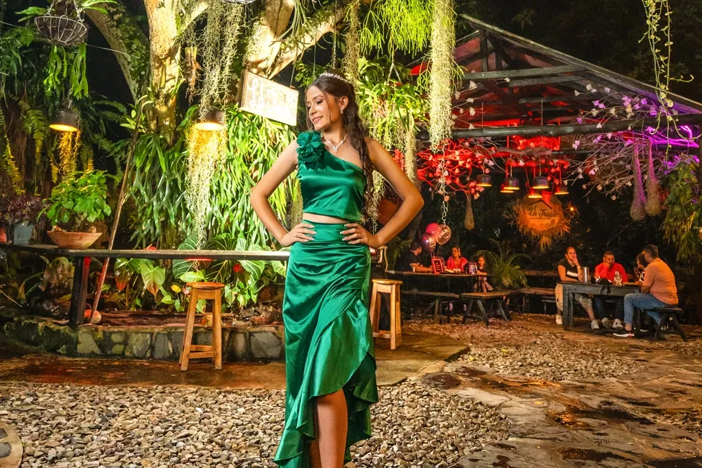 Quince años en Restaurante La Troja Santander